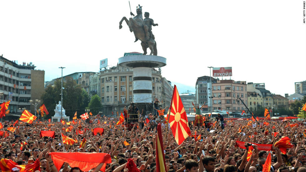 «Φωτιά» στα Σκόπια! Απαγόρευση εξόδου στον πρώην πρωθυπουργό Νίκολα Γκρουέφσκι!